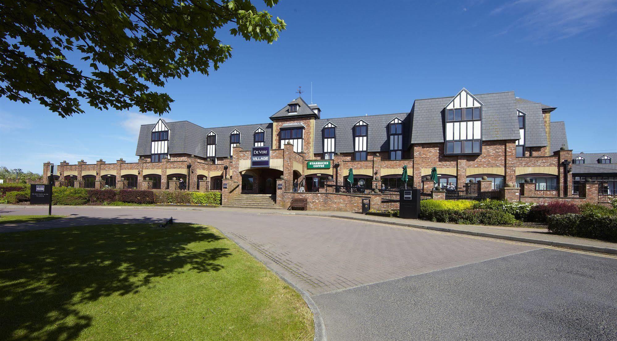 Village Hotel Blackpool Exteriör bild